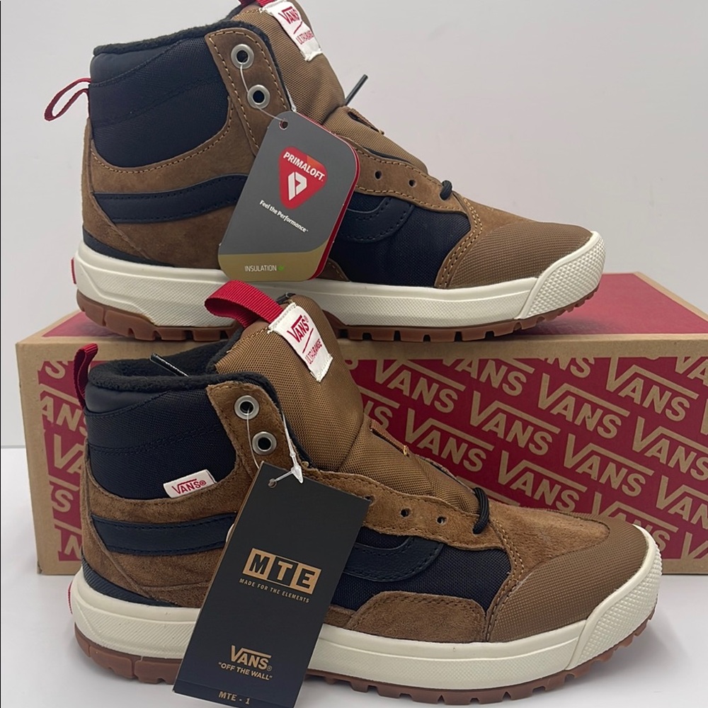 Vans WMNS Brown and Black High-Top Sneakers Boots Ultrarange Exo Hi
Dachshund